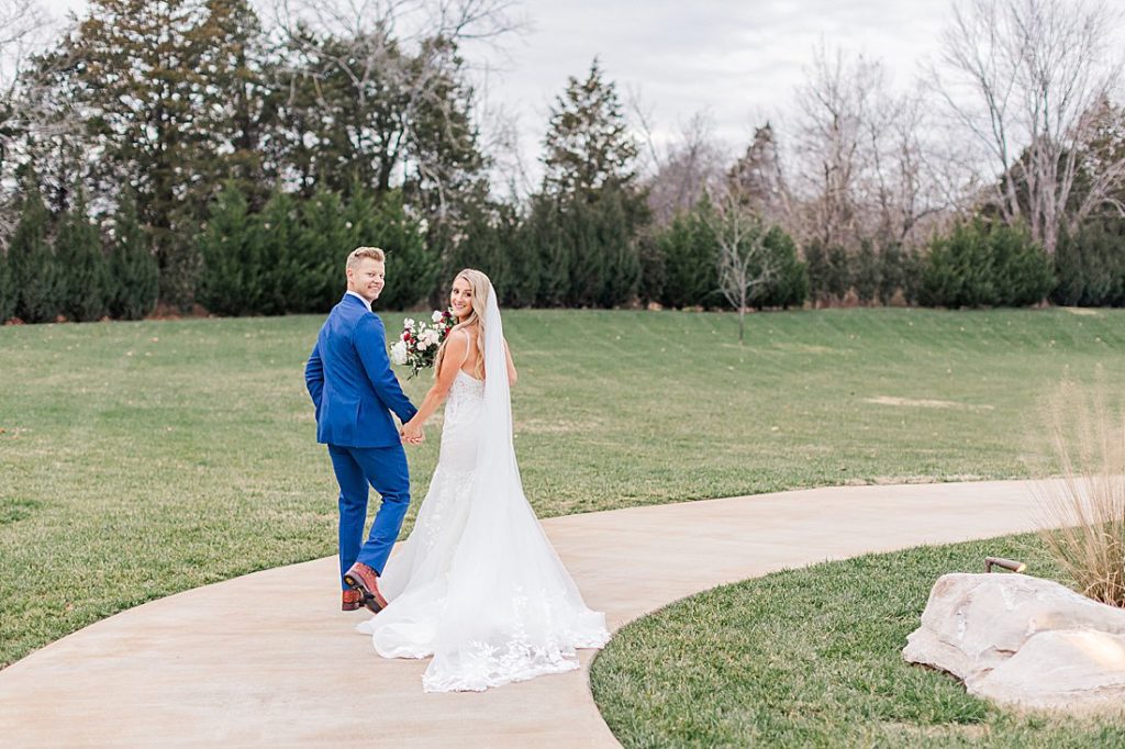 Franklin Tennessee Cozy Winter Wedding at Sycamore Farms © Amy Allmand Photography, LLC