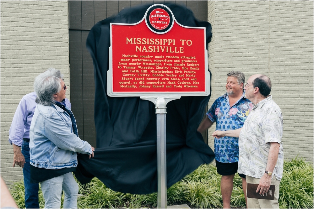 Mississippi Country Music Trail Marker on Music Row in Nashville, Tennessee | Amy Allmand photography